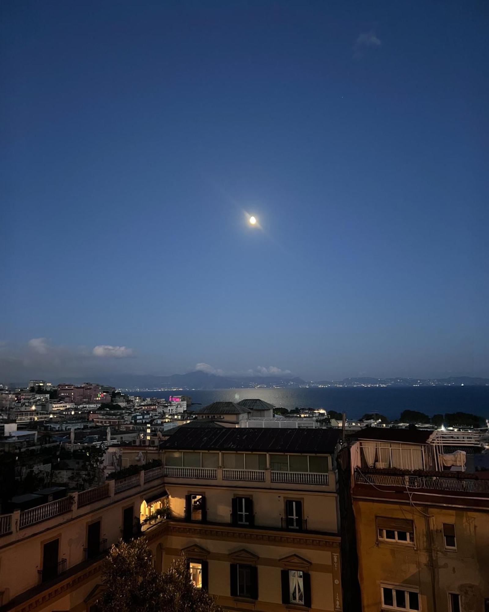 La Dolce Vista * Napoli